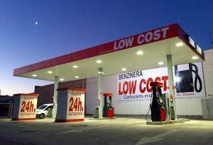 Gasolinera low cost la sagrera