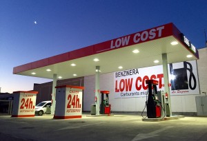 Benzinera low cost lasagrera